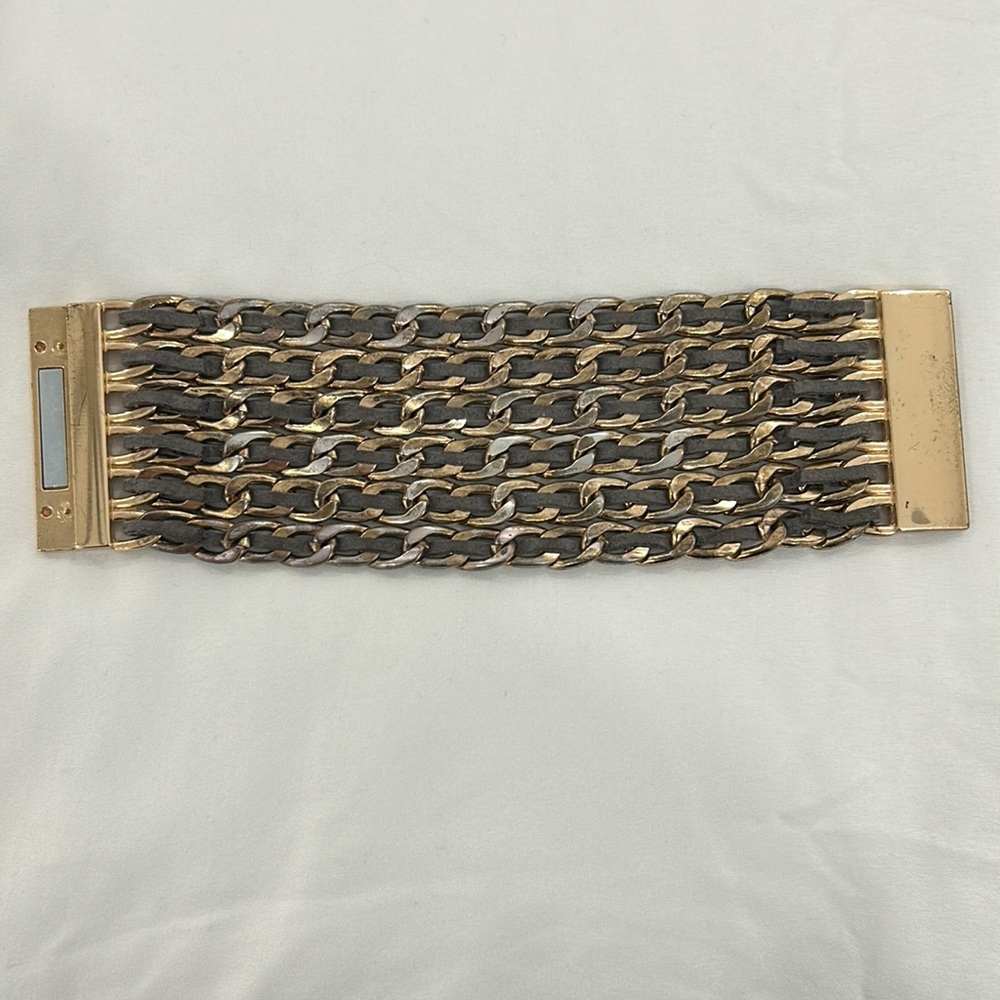 Fashion bracelet